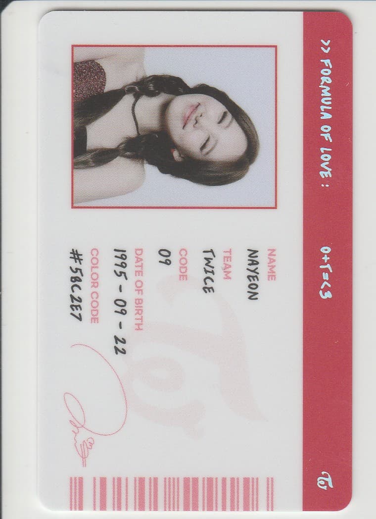 Nayeon Formula of Love PC