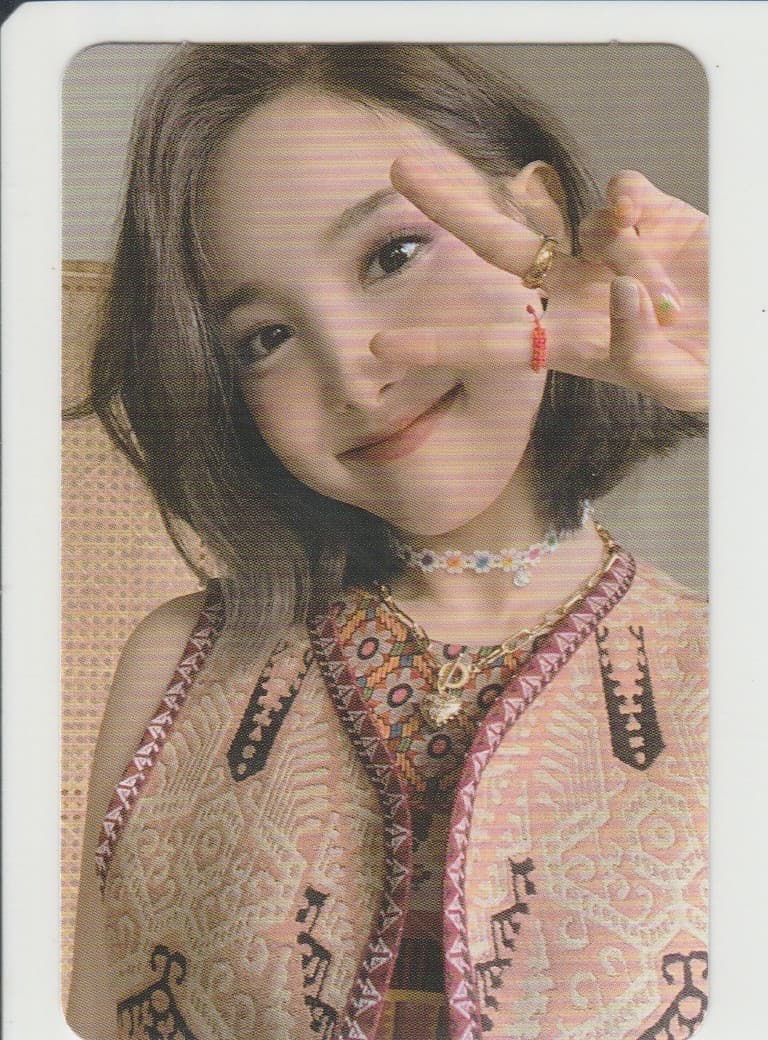 Nayeon More & More PC