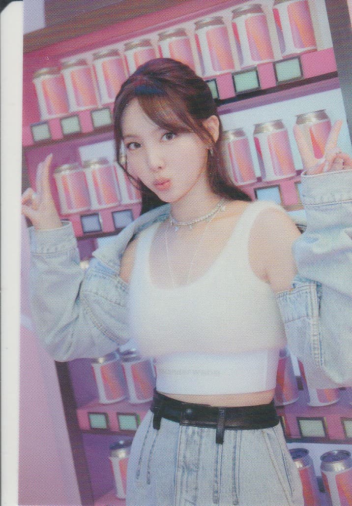 Nayeon Twice 4th World Tour PC 02